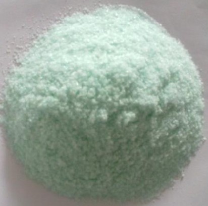 威大七水硫酸亞鐵嚴格按照標準生產,水分少純度高,訂購量大價格低!